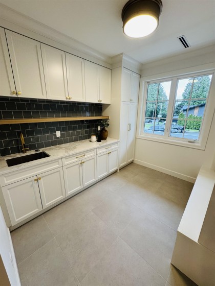 Photo 9 at 690 E Windsor Road, Princess Park, North Vancouver