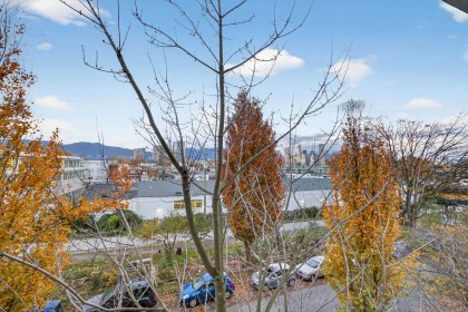 Photo 7 at 210 - 1777 W 7th Avenue, Fairview VW, Vancouver West
