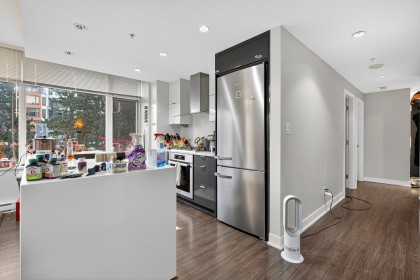 Photo 11 at 210 - 1777 W 7th Avenue, Fairview VW, Vancouver West