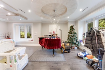 Photo 4 at 3029 W 45th Avenue, Kerrisdale, Vancouver West