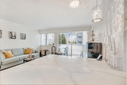 Photo 17 at 101 - 1750 Esquimalt Avenue, Ambleside, West Vancouver