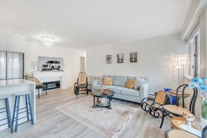 Photo 8 at 101 - 1750 Esquimalt Avenue, Ambleside, West Vancouver