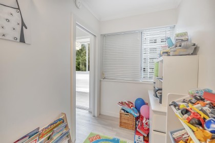 Photo 25 at 101 - 1750 Esquimalt Avenue, Ambleside, West Vancouver