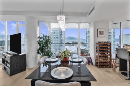 Photo 9 at 1201 - 1499 W Pender Street, Coal Harbour, Vancouver West
