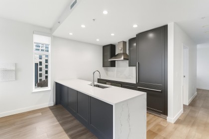 Photo 3 at 403 - 5733 Alberta Street, Oakridge VW, Vancouver West