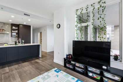 Photo 10 at 403 - 5733 Alberta Street, Oakridge VW, Vancouver West