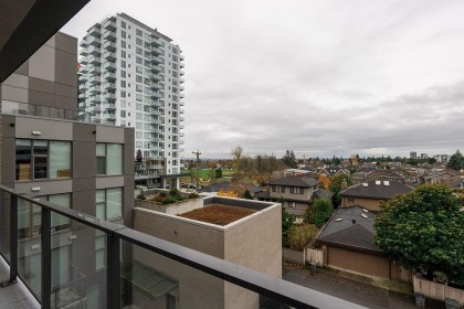 Photo 14 at 403 - 5733 Alberta Street, Oakridge VW, Vancouver West