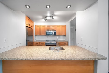 Photo 6 at 602 - 1270 Robson Street, West End VW, Vancouver West