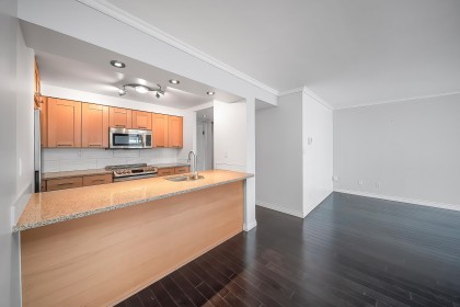 Photo 7 at 602 - 1270 Robson Street, West End VW, Vancouver West