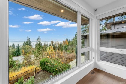 Photo 7 at 3018 Burfield Place, Cypress Park Estates, West Vancouver