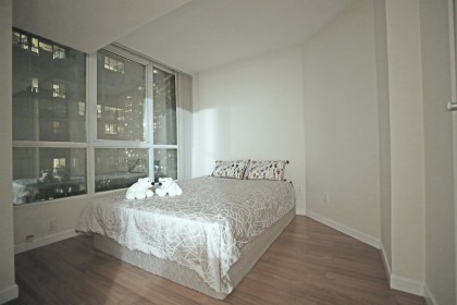 Photo 5 at 807 - 555 Jervis Street, Coal Harbour, Vancouver West