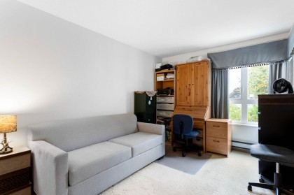 Photo 22 at 301 - 106 W Kings Road, Upper Lonsdale, North Vancouver