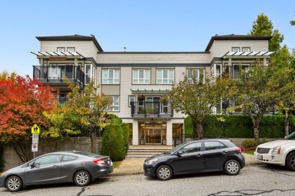 Photo 1 at 301 - 106 W Kings Road, Upper Lonsdale, North Vancouver