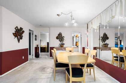 Photo 10 at 301 - 106 W Kings Road, Upper Lonsdale, North Vancouver