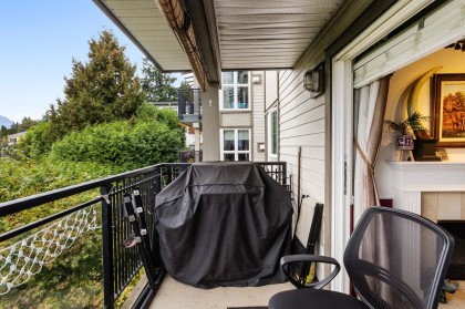 Photo 33 at 301 - 106 W Kings Road, Upper Lonsdale, North Vancouver