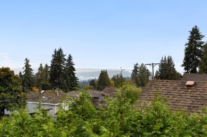 Photo 35 at 301 - 106 W Kings Road, Upper Lonsdale, North Vancouver