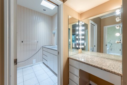 Photo 7 at 350 Kelvin Grove Way, Lions Bay, West Vancouver
