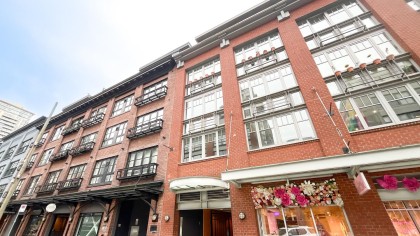 Photo 1 at 306 - 1072 Hamilton Street, Yaletown, Vancouver West