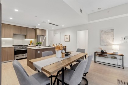 Photo 9 at TH1431 Hunter Street, Lynnmour, North Vancouver