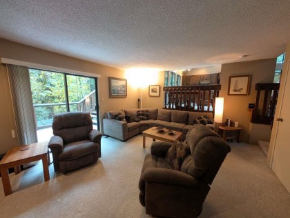 Photo 11 at 1498 Chamberlain Drive, Lynn Valley, North Vancouver