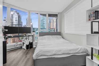 Photo 13 at 1805 - 788 Hamilton Street, Downtown VW, Vancouver West