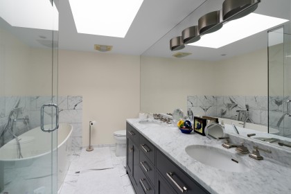 Photo 13 at 1596 Island Park Walk, False Creek, Vancouver West