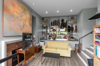 Photo 17 at 1596 Island Park Walk, False Creek, Vancouver West