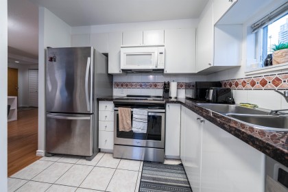 Photo 7 at 903 - 1166 Melville Street, Coal Harbour, Vancouver West