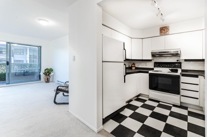 Photo 12 at 206 - 1085 W 17th Street, Pemberton NV, North Vancouver