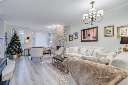 Photo 8 at 4 - 233 E 6th Street, Lower Lonsdale, North Vancouver