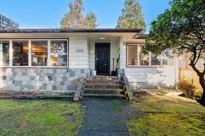 Photo 3 at 1323 W 49th Avenue, South Granville, Vancouver West