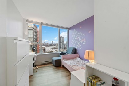 Photo 14 at 2303 - 33 Smithe Street, Yaletown, Vancouver West