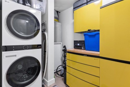 Photo 19 at 402 - 1477 W Pender Street, Coal Harbour, Vancouver West