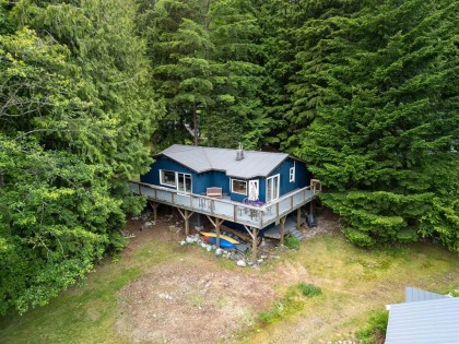 Photo 7 at 22 Brighton Beach, Northlands, North Vancouver