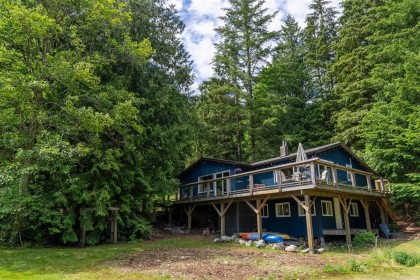 Photo 9 at 22 Brighton Beach, Northlands, North Vancouver