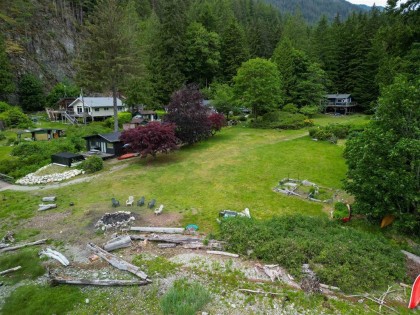 Photo 10 at 22 Brighton Beach, Northlands, North Vancouver