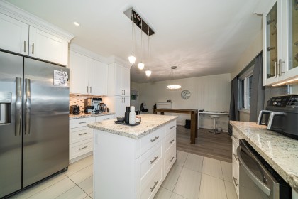 Photo 10 at 1895 Rosebery Avenue, Queens, West Vancouver