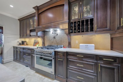 Photo 7 at 518 E 16th Street, Boulevard, North Vancouver