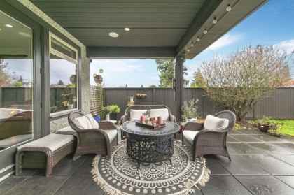 Photo 11 at 518 E 16th Street, Boulevard, North Vancouver