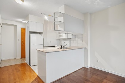 Photo 6 at 2409 - 1189 Howe Street, Downtown VW, Vancouver West