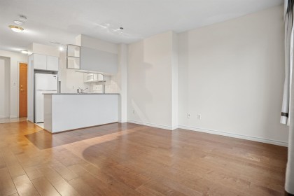 Photo 4 at 2409 - 1189 Howe Street, Downtown VW, Vancouver West