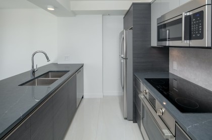 Photo 8 at 1402 - 1200 Alberni Street, West End VW, Vancouver West