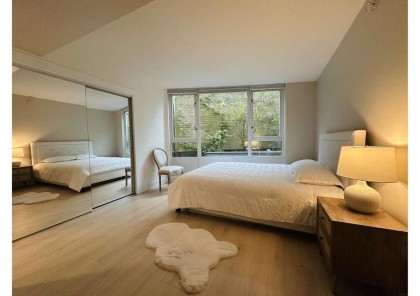 Photo 6 at 202 - 1033 Marinaside Crescent, Yaletown, Vancouver West