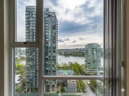 Photo 18 at 1802 - 455 Beach Crescent, Yaletown, Vancouver West