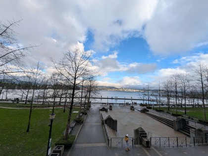 Photo 17 at 1211 W Cordova, Coal Harbour, Vancouver West