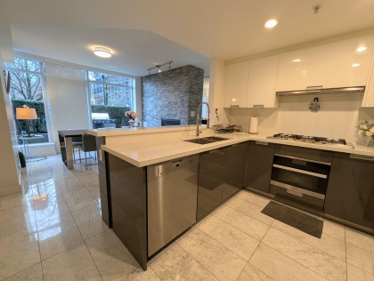 Photo 5 at 1211 W Cordova, Coal Harbour, Vancouver West