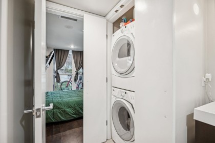 Photo 13 at 301 - 1055 Richards Street, Downtown VW, Vancouver West