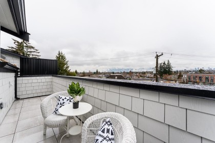 Photo 19 at 1 - 2837 Oliver Crescent, Arbutus, Vancouver West