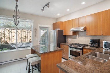 Photo 10 at 7411 Columbia Street, South Cambie, Vancouver West