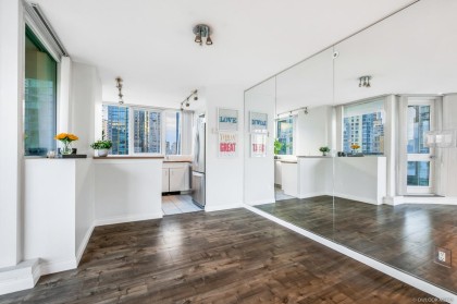 Photo 17 at 1806 - 588 Broughton Street, Coal Harbour, Vancouver West